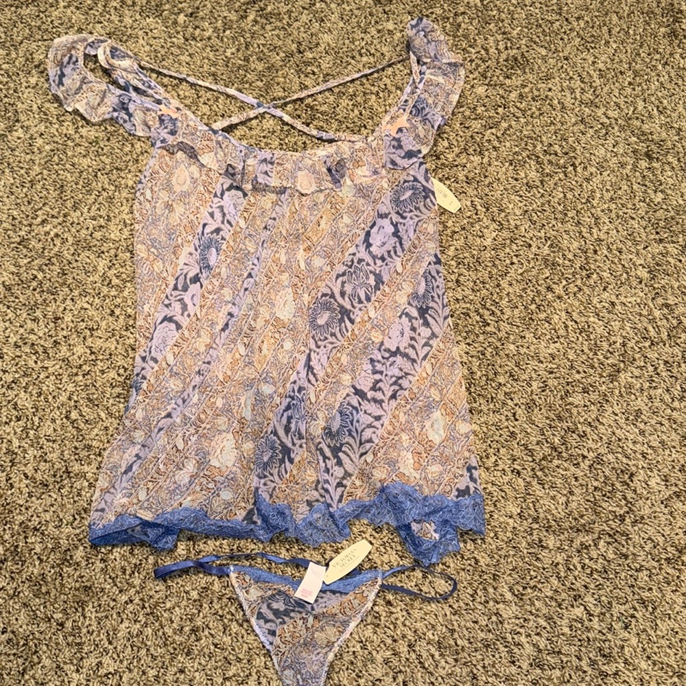 Victoria’s Secret silky Teddy and underwear New* size medium